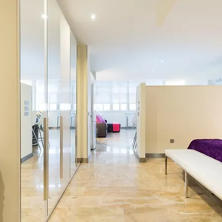 Garden Loft Picasso Apartment *